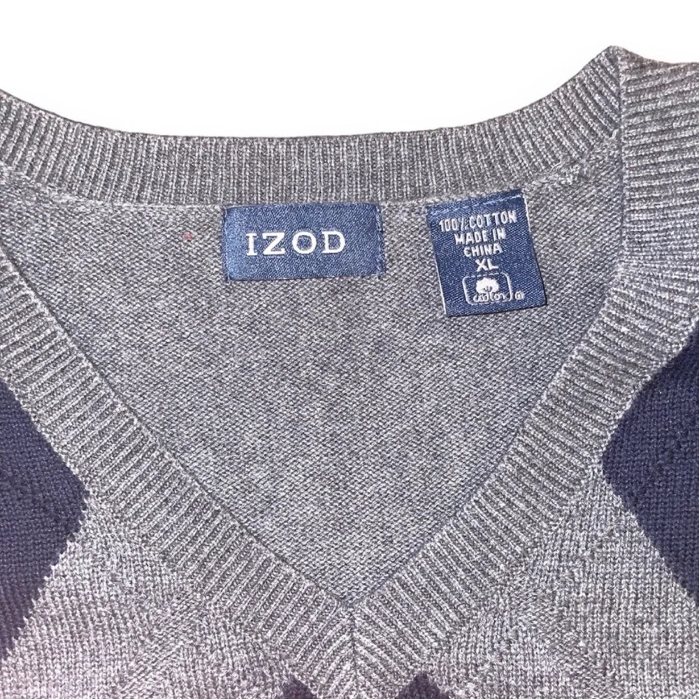 IZOD XL retro uni-sex sweater 100% cotton Grey and navy blue Argyle pattern